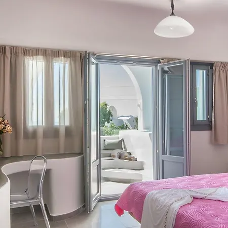 Villa Aspronisi Luxury With Caldera View Megalohóri